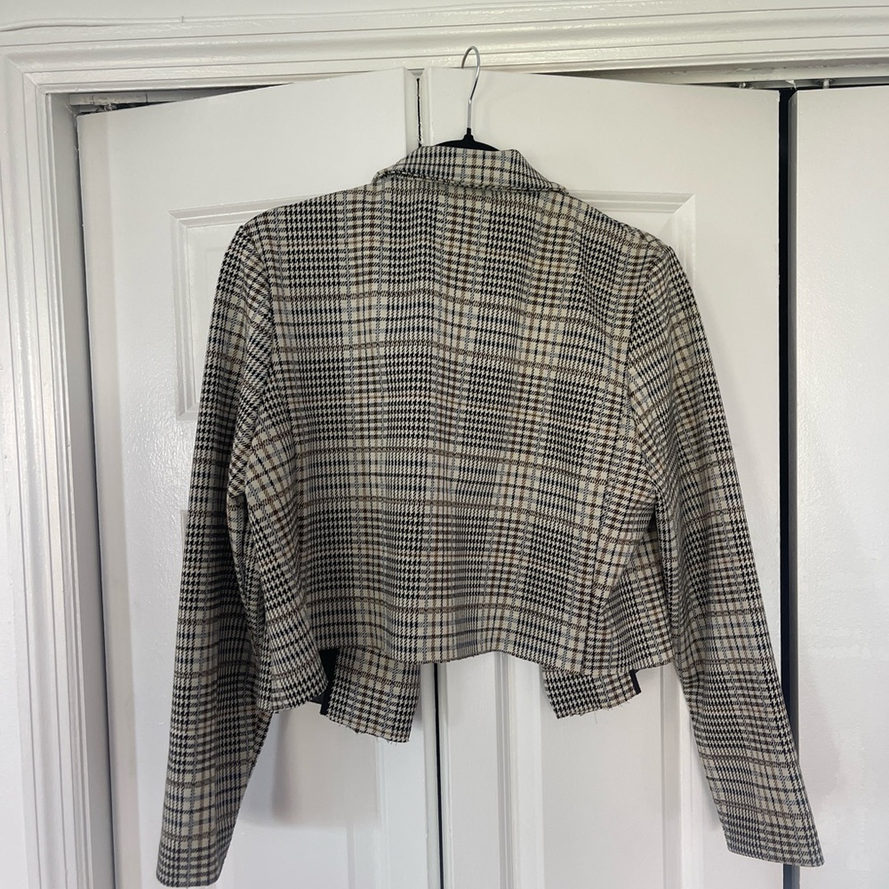 Cropped Blazer - Picture 3 of 4